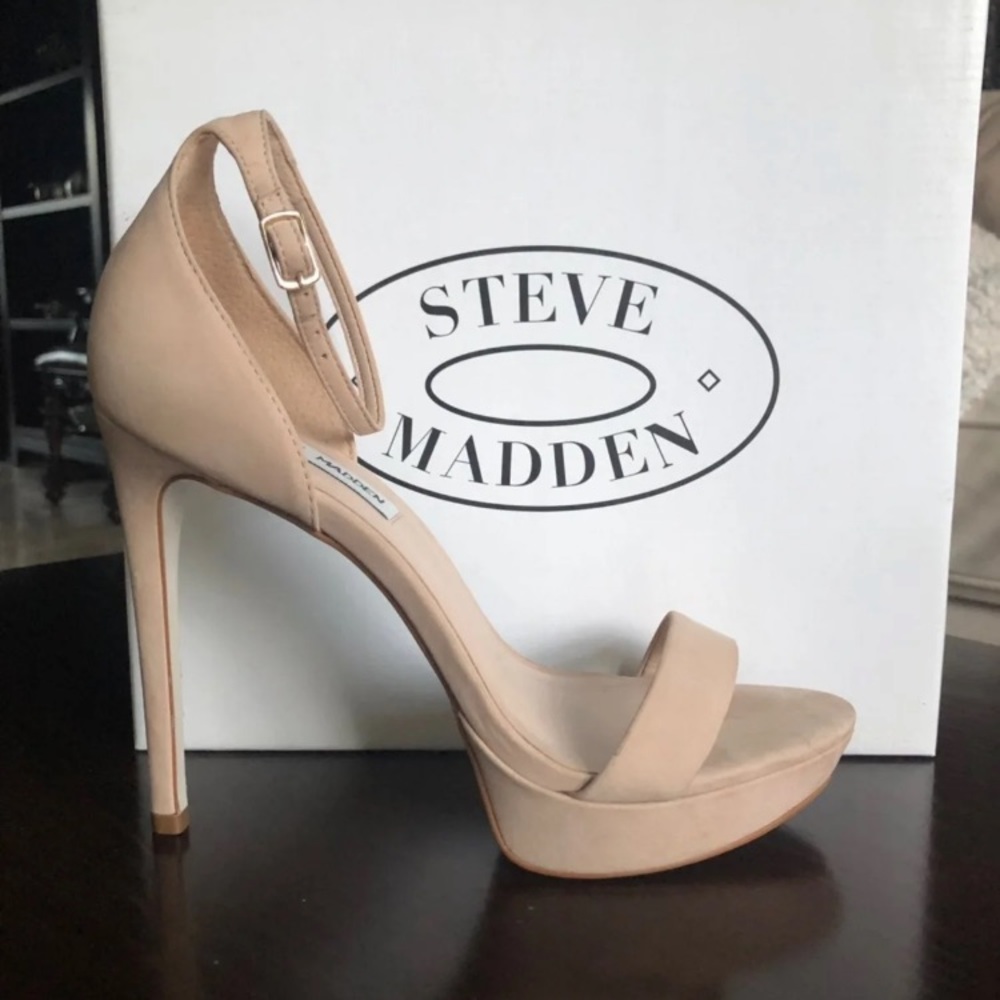 Steve Madden Starlet Nude Heels Size 8